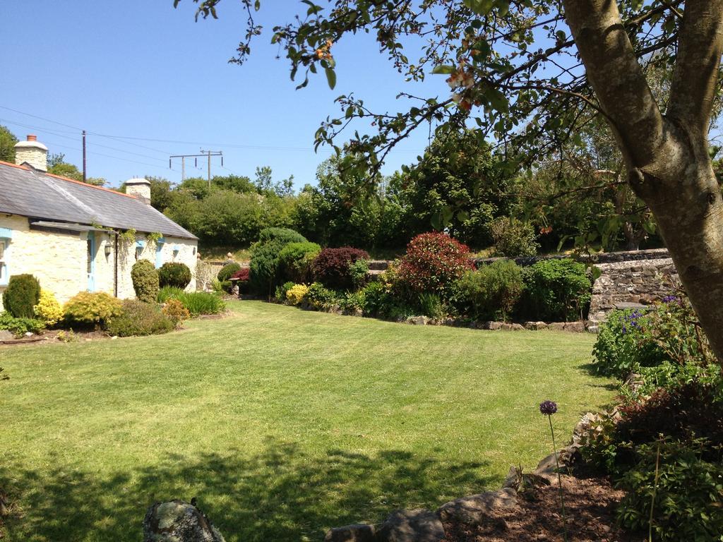 Charming Welsh Cottage Johnston Екстериор снимка