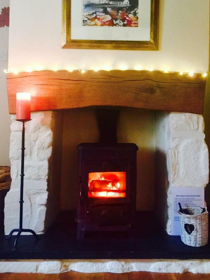Charming Welsh Cottage Johnston Екстериор снимка